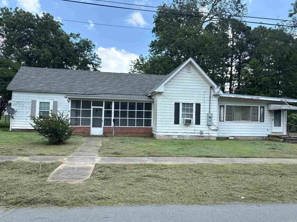 303 Reynolds St, Lonoke, AR 72086