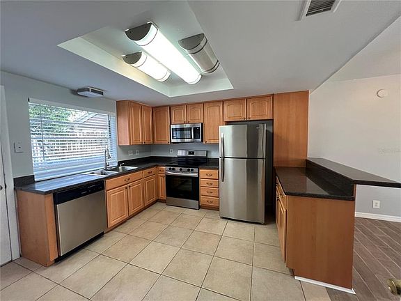 3rd image of 14627 Pine Glen Cir