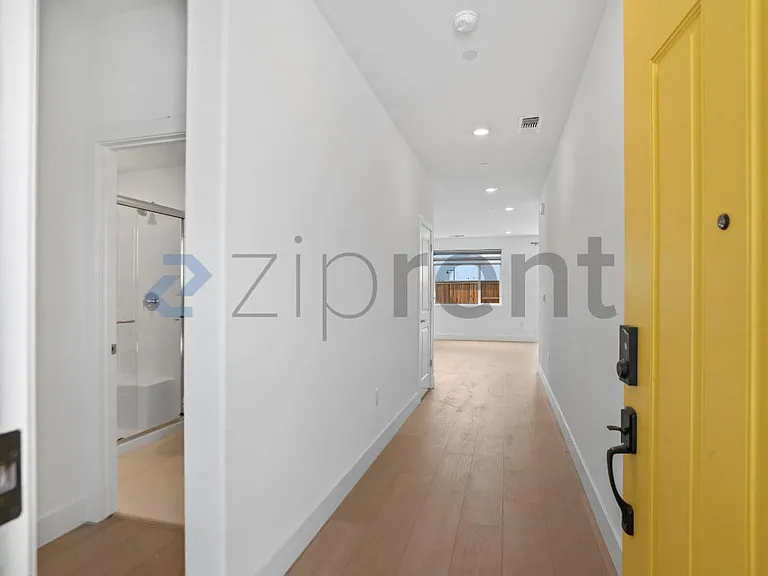 4638 Strandberg Ave — Photo 4