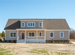 1912 Greenway Rd, Suffolk, VA 23435