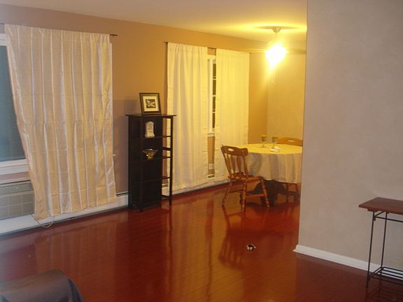 4th image of 205 Circle Ave #P-9
