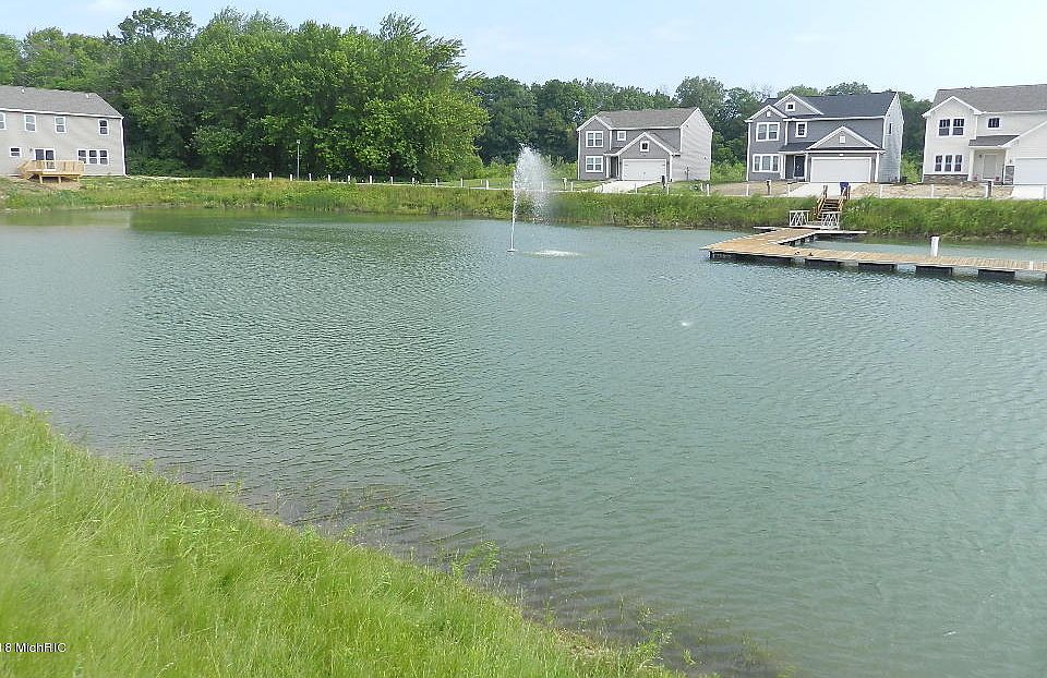 1st image of 550 Swan River Dr