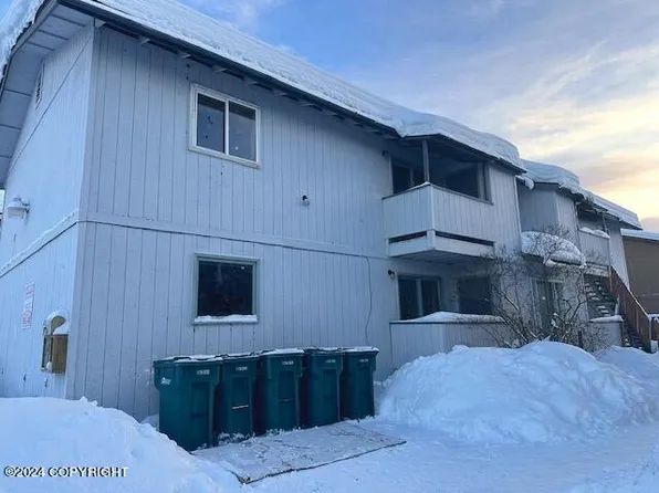 5840 Rocky Mountain Ct, Anchorage, AK 99504