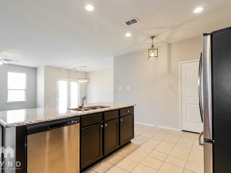 6209 Jackstaff Dr — Photo 7
