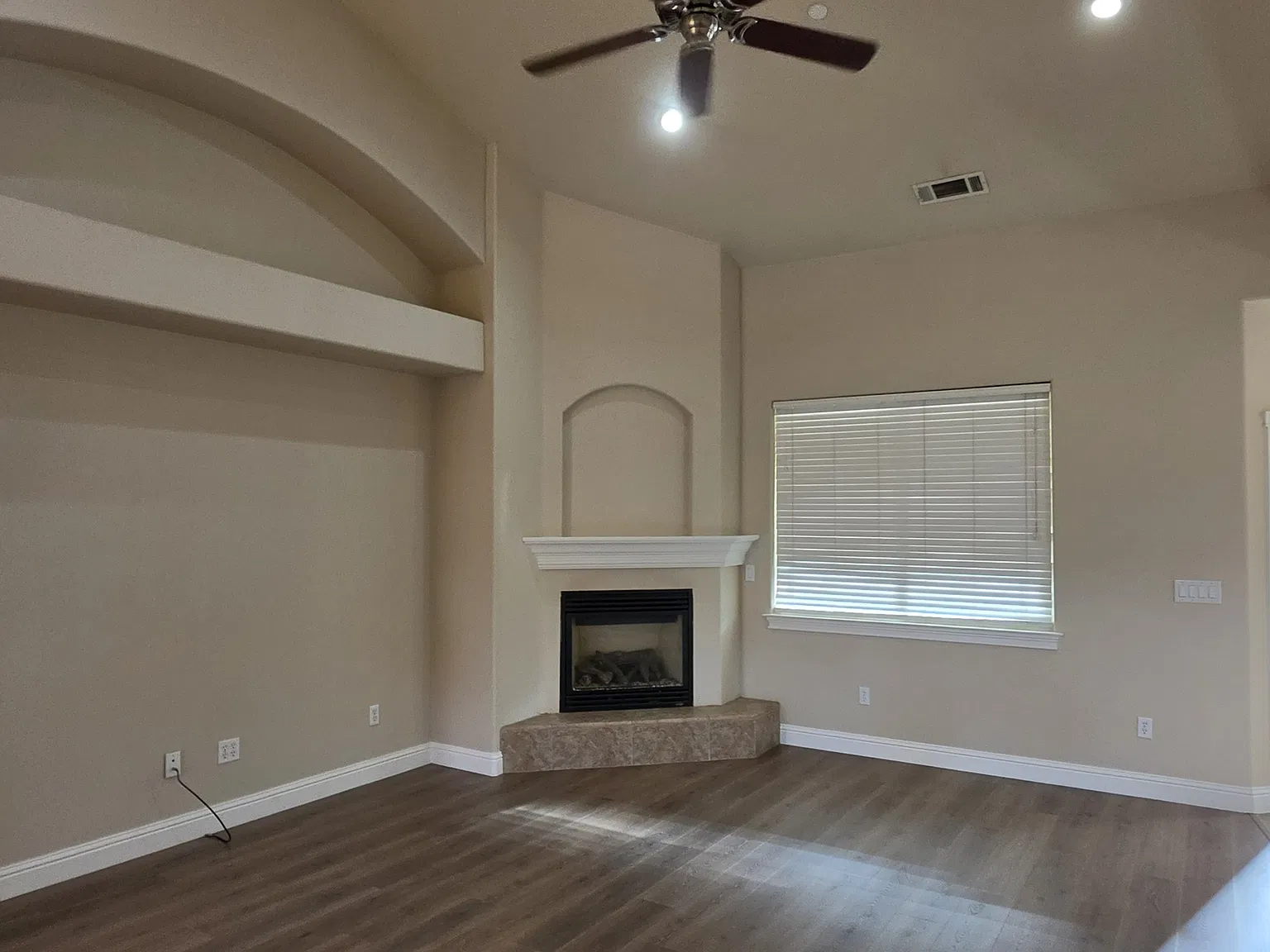 Dellwood Dr, Redding — Photo 2