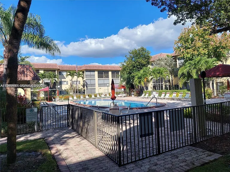 253 S Cypress Rd #214 — Photo 14
