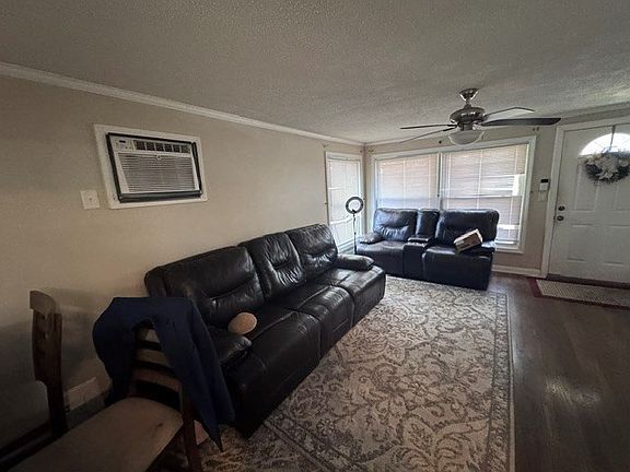4th image of 206 North Rd