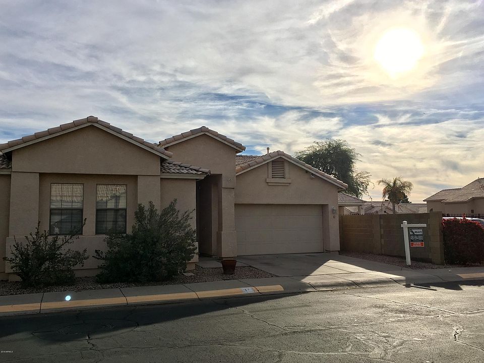 1st image of 1932 N Mesa Dr Unit 32