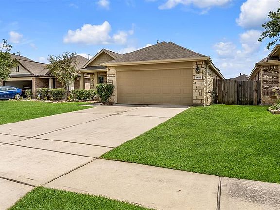4th image of 18319 Eli Cove Ln