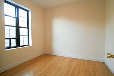 Rented by Horowitz Real Estate