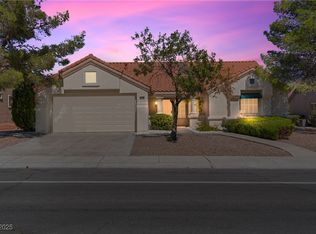 9104 Sundial Dr, Las Vegas, NV 89134