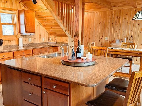 4th image of 3163 Randa Rd