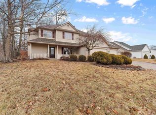 2110 Blue Harbor Dr, Fort Wayne, IN
