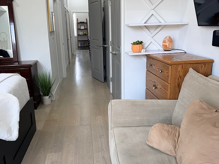 2239 Tasker St — Photo 23