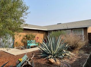 284 E Coolidge St, Coalinga, CA 93210