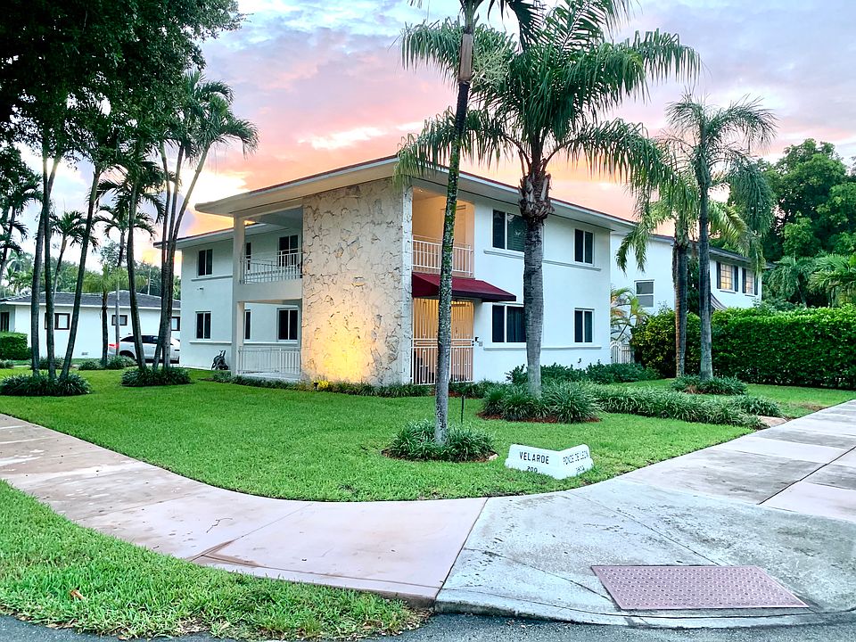 1st image of 3912 Ponce De Leon Blvd