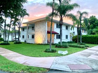 3912 Ponce De Leon Blvd, Coral Gables, FL 33134