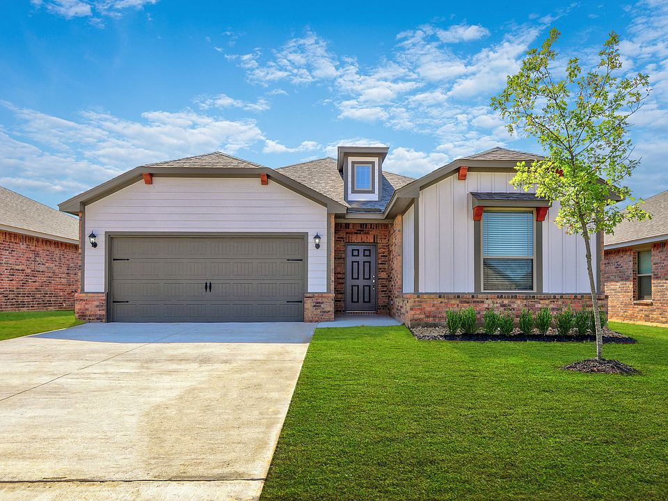 The gorgeous Asher plan is now available at Wyndemere