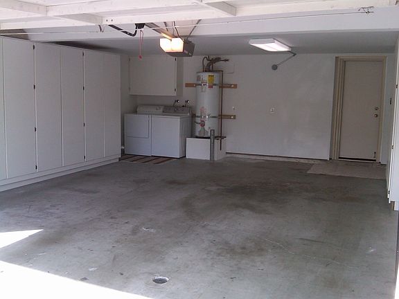 3rd image of 43 Wisteria Pl