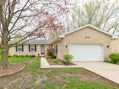 915 Montevideo Dr, Lansing, MI, 48917