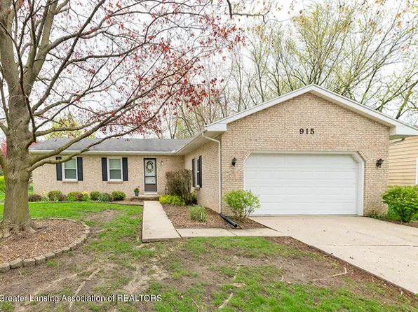 915 Montevideo Dr, Lansing, MI 48917