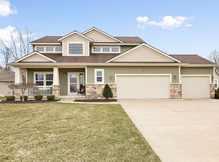 8705 Shore Way Dr SW, Byron Center, MI 49315