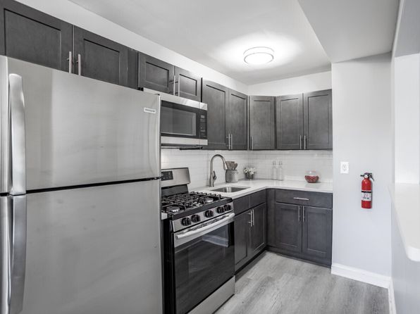 85 S Lansdowne Ave #2