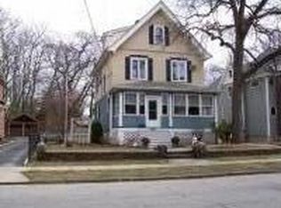 560 Craig Ave, Staten Island, NY 10307