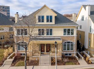 1729 N Hubbard St #1729, Milwaukee, WI 53212