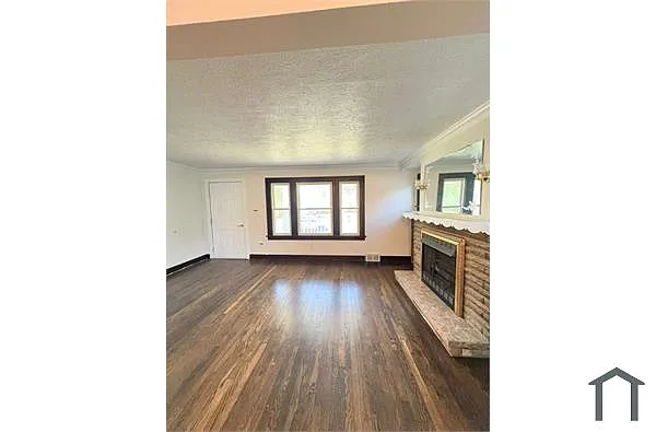 Building Photo - 5406 Merkle Ave #1
