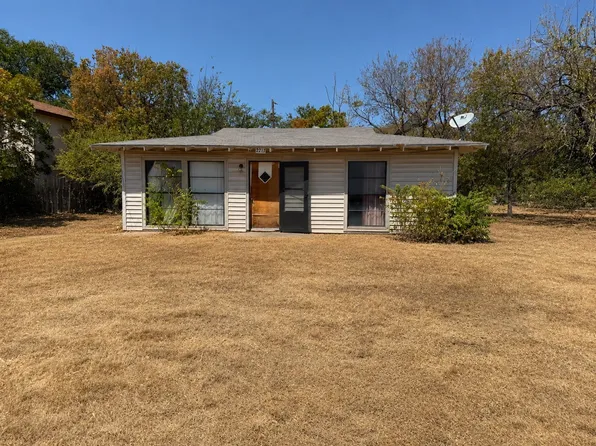 2217 Nina Marie St, Fort Worth, TX 76114