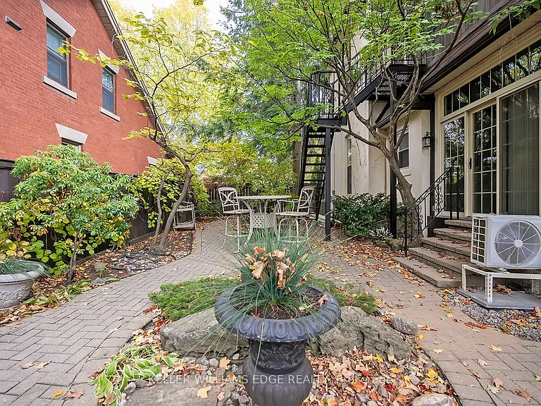 432 Burlington Ave #5 — Photo 36