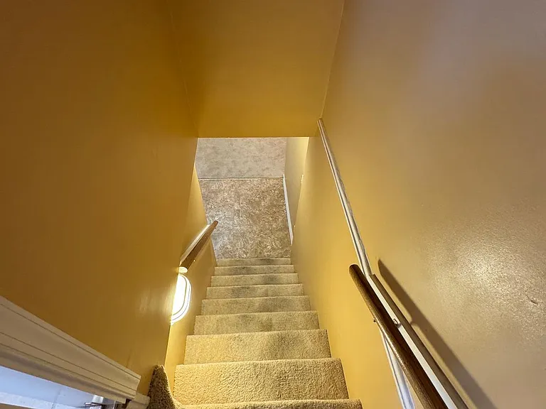 2906 Breezy Ter — Photo 36