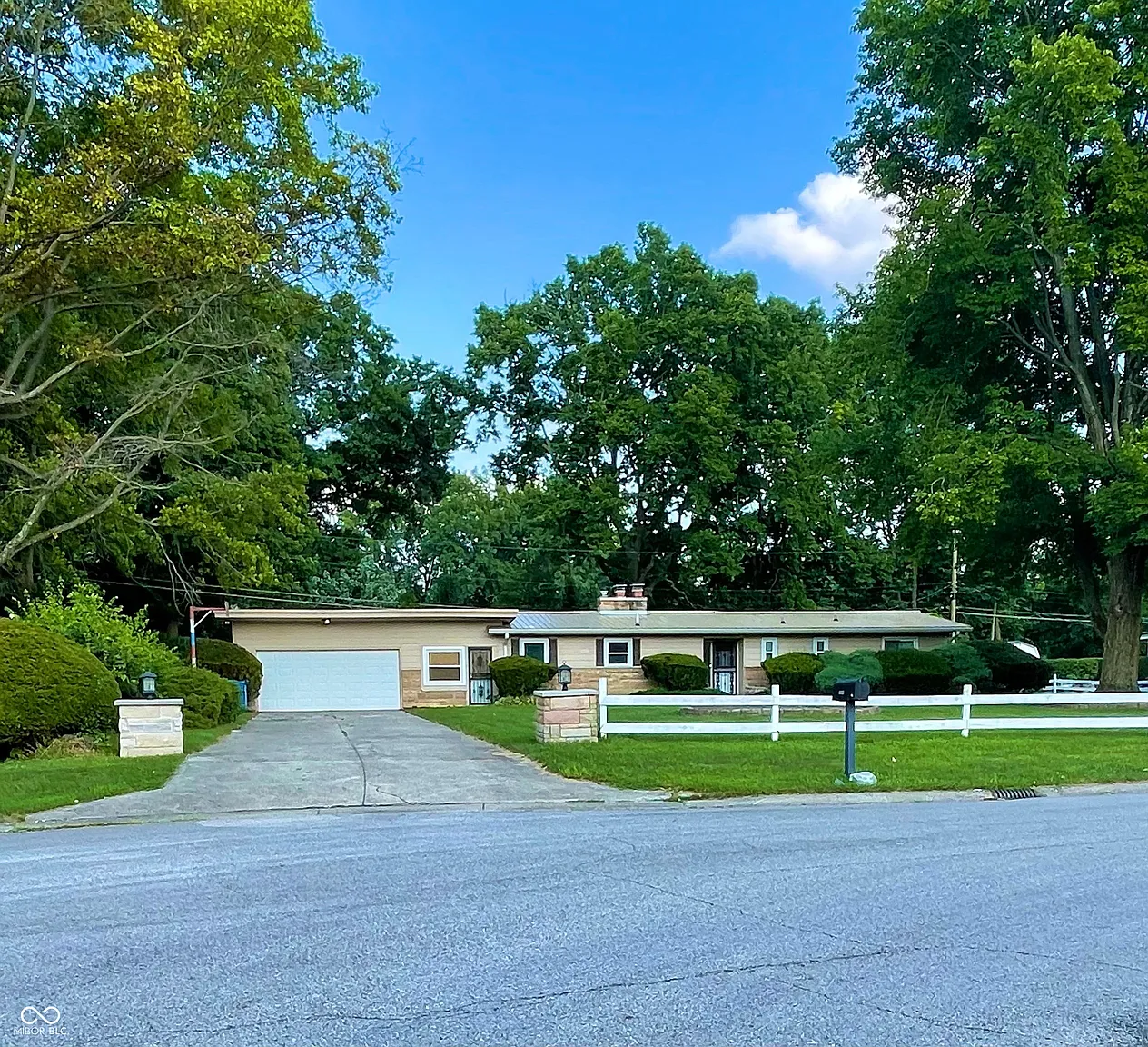 5331 Lancelot Dr photo 1