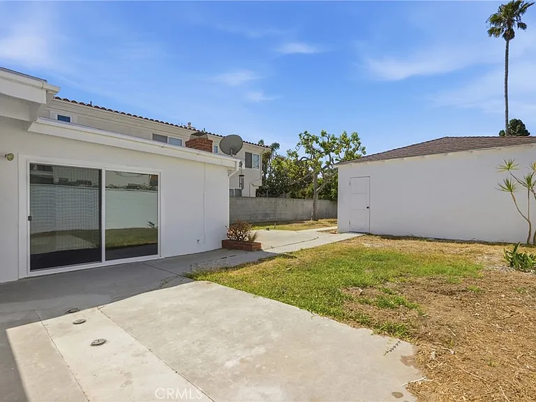 1700 Voorhees Ave — Photo 28