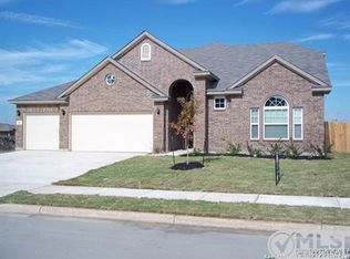 2957 Mistywood Ln, Schertz, TX 78108