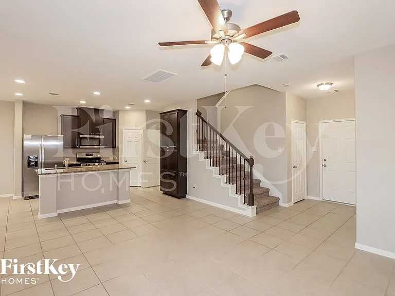 12907 Silverbank Run Dr — Photo 3