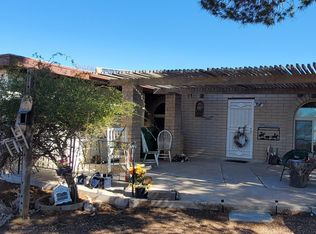 302 N Escondida Dr, Tombstone, AZ 85638