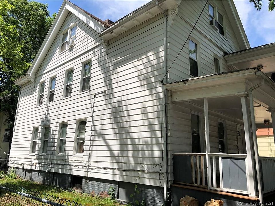 2nd image of 382-384 Shelton Ave