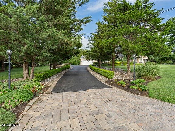 3rd image of 48 Lakeside Avenue