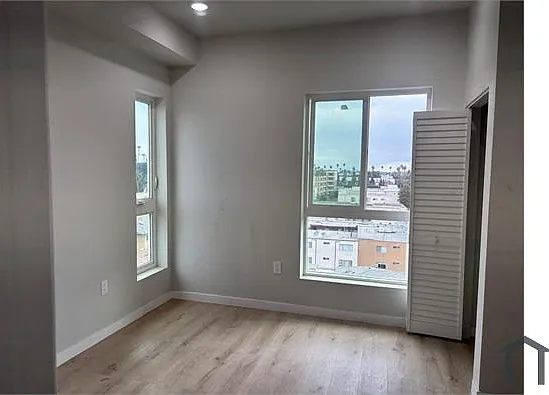 2683 San Marino St #404 — Photo 8