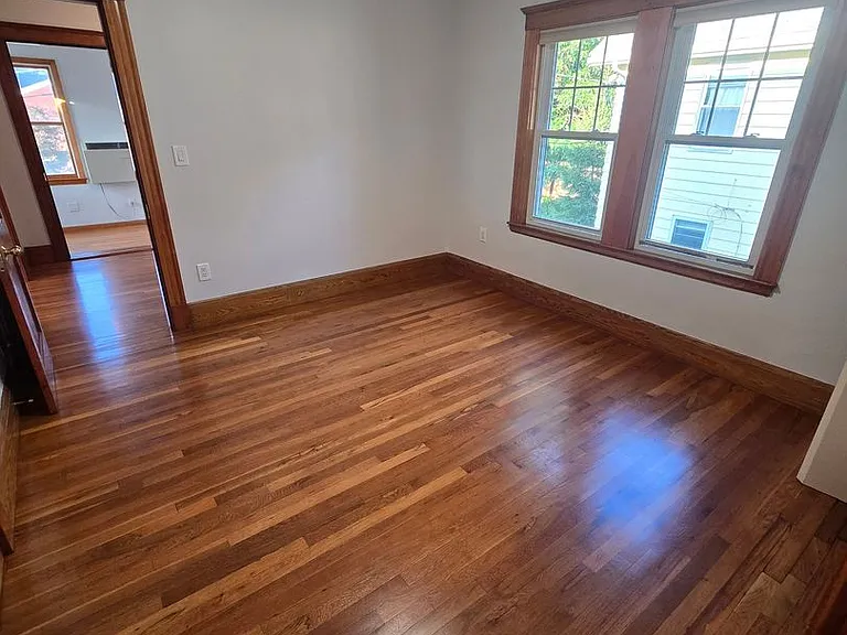 23 Milton St #3 — Photo 7