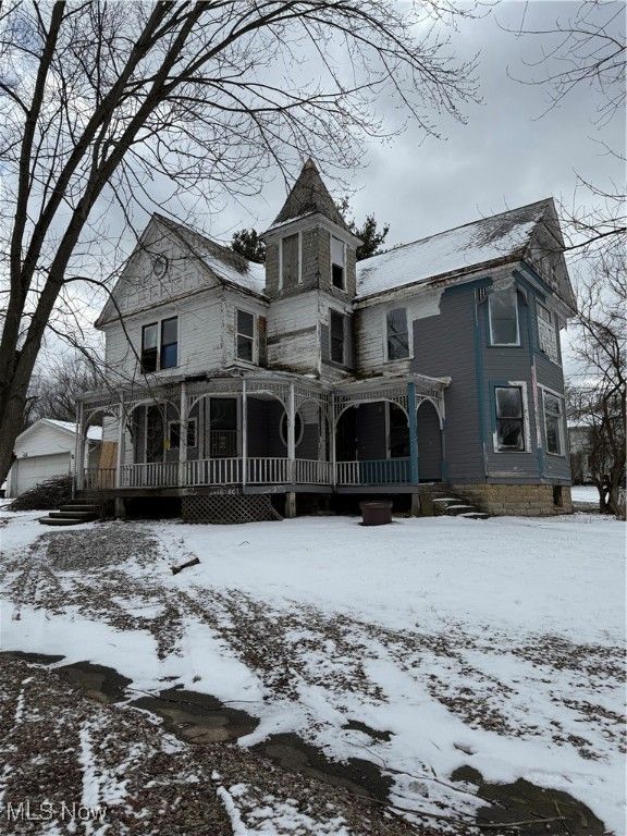 Real estate listing image