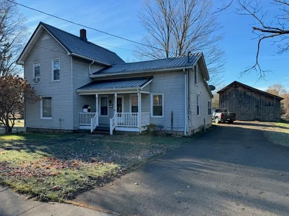 366 S Main St, Wellsville, NY 14895