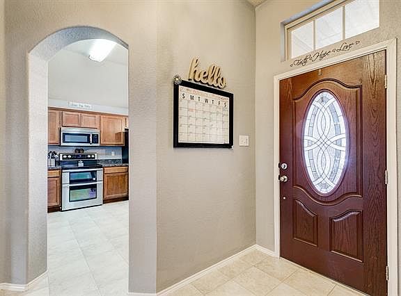 5th image of 328 Sardius Blvd