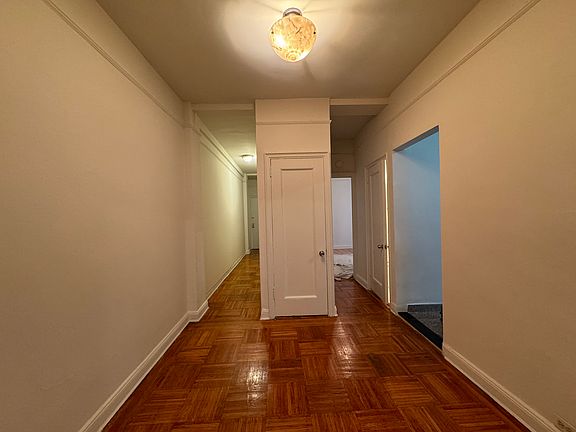 4th image of 515 Cathedral Pkwy #10G