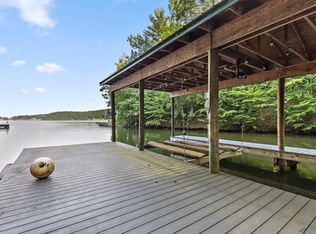 490 Rockview Dr, Spring City, TN 37381