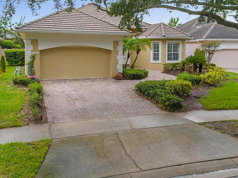 10674 Woodchase Cir — Photo 31