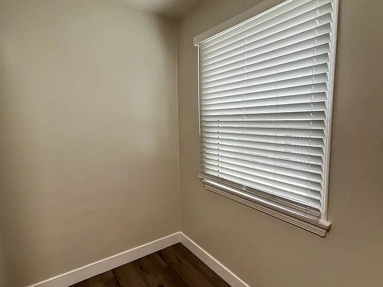 1133 Locust Ave Long Beach, Ca 90813-3262 — Photo 9