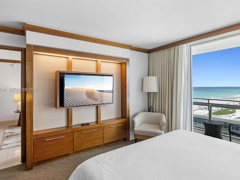 6801 Collins Ave #1010 — Photo 19